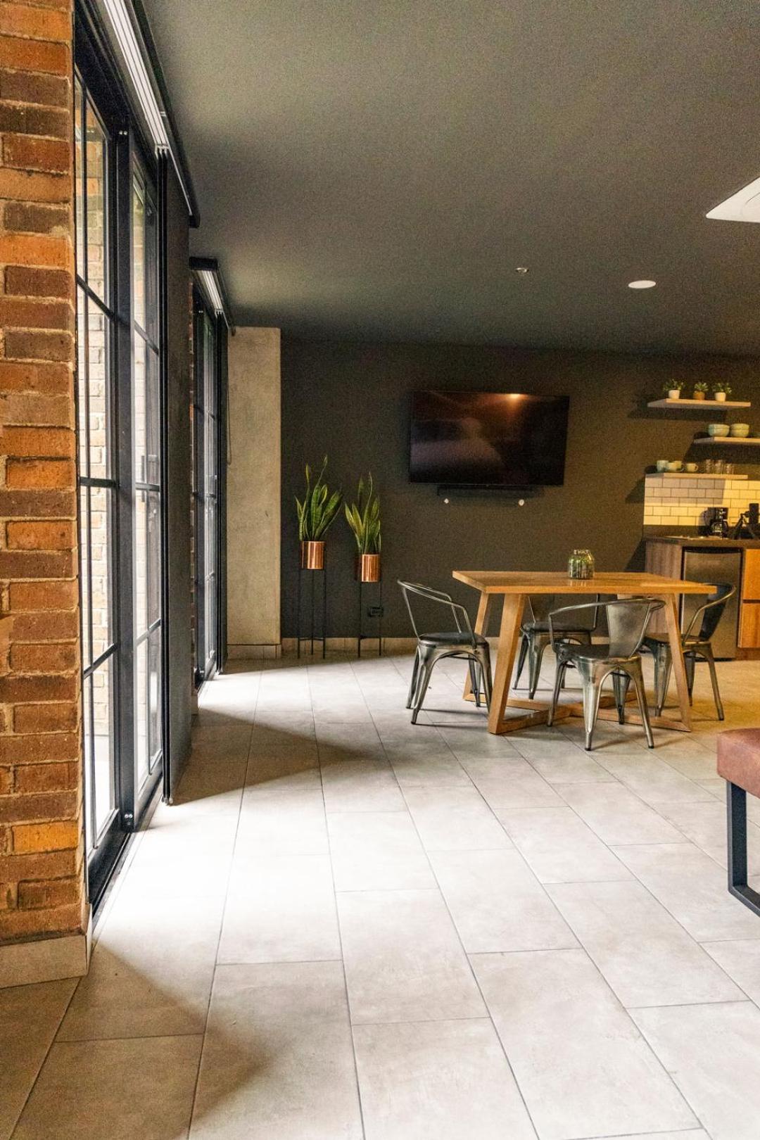Patios Cool Living Hotel *