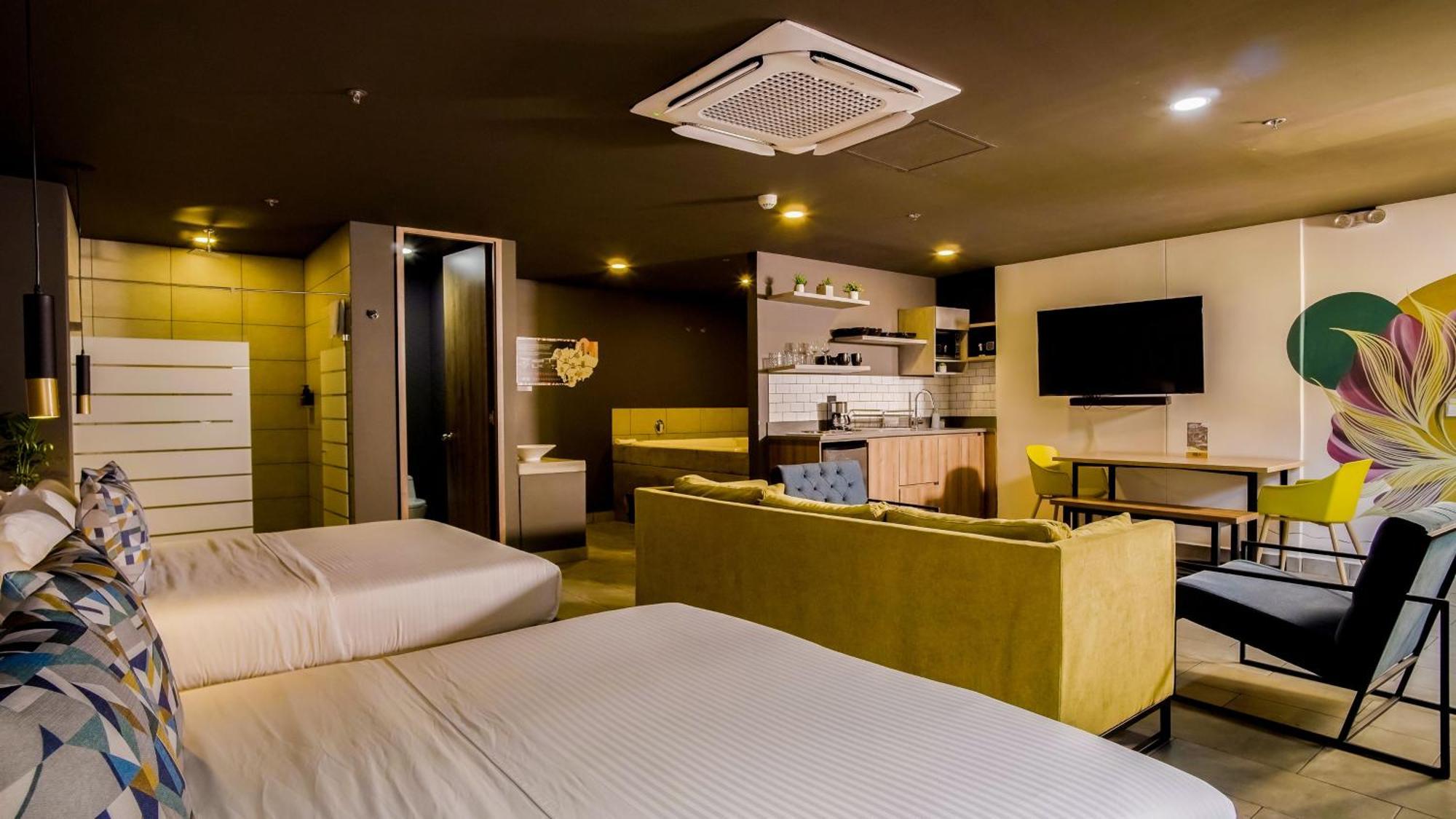 Patios Cool Living Hotel *