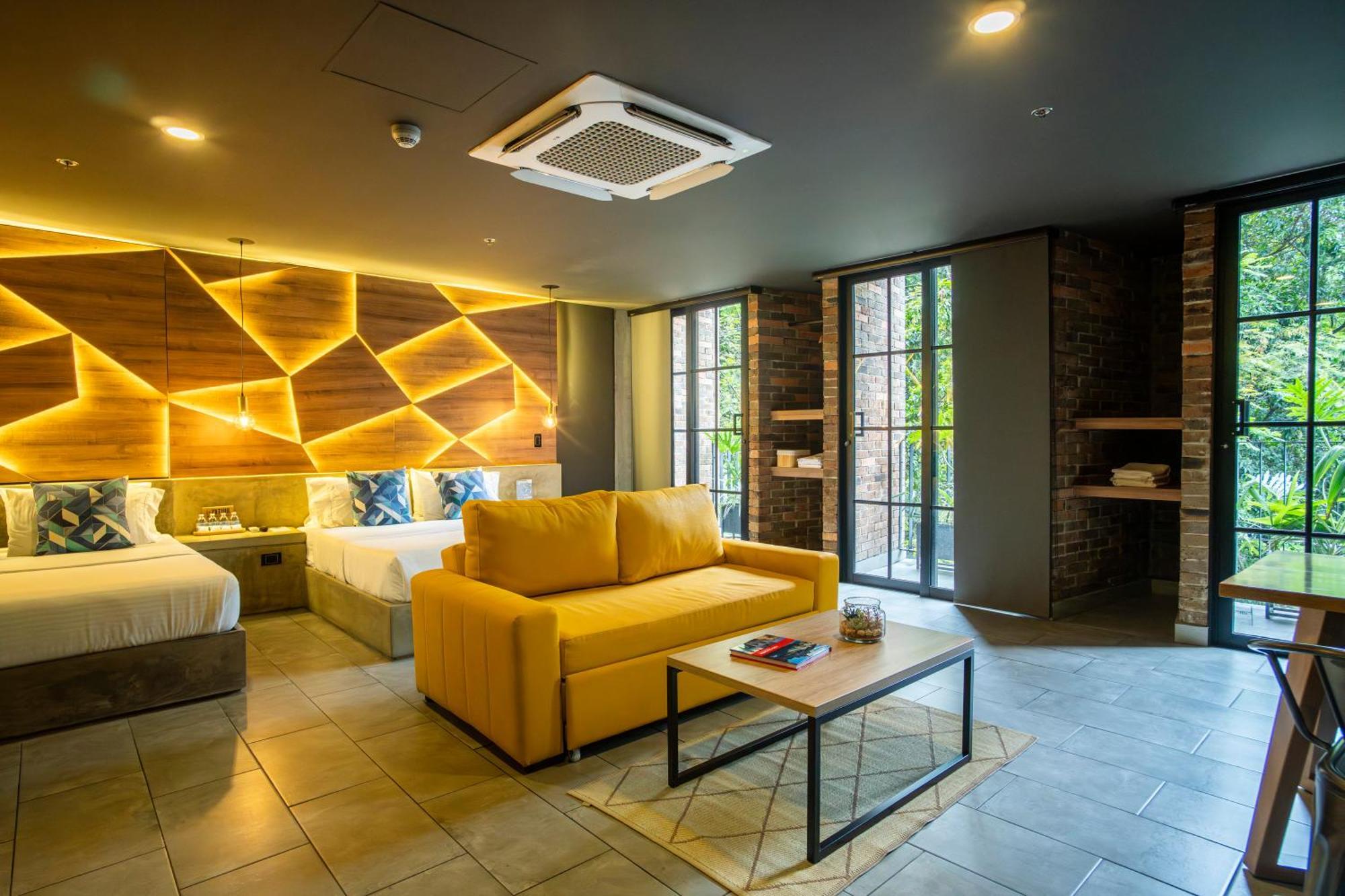Patios Cool Living Hotel *