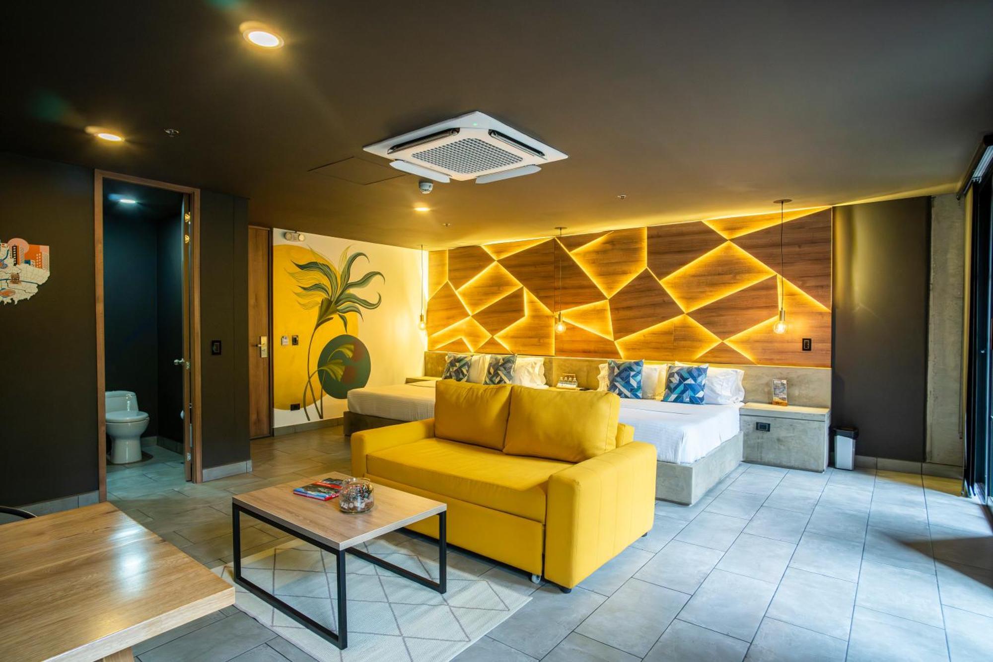 Patios Cool Living Hotel Medellín